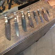 8 Vintage Hunting Knives 
