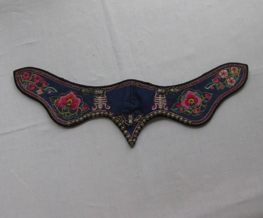 embroidered collar antiques atlas antique embroidered collar with charms embroidered collar antiques atlas antique embroidered collar with charms