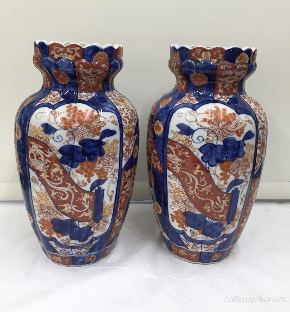 Antiques Atlas Pair Of Antique Oriental Imari Porcelain Vases