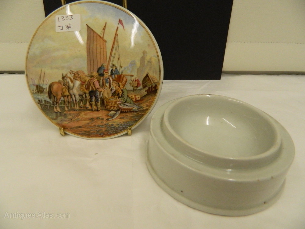Antiques Atlas Victorian Prattware Pot Lid With Base Circa 1865