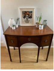 Georgian Mahogany Bow Front Sideboard Table