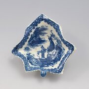 Fine Caughley Porcelain Leaf Shaped Pickle Dish