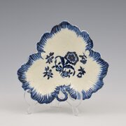 Pennington Liverpool Gilliflower Leaf Pickle Dish