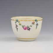 Pretty C18th Derby Porcelain Floral Tea Bowl C1785