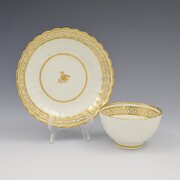 Stunning Caughley Gilded Ribbed Tea Bowl & Saucer