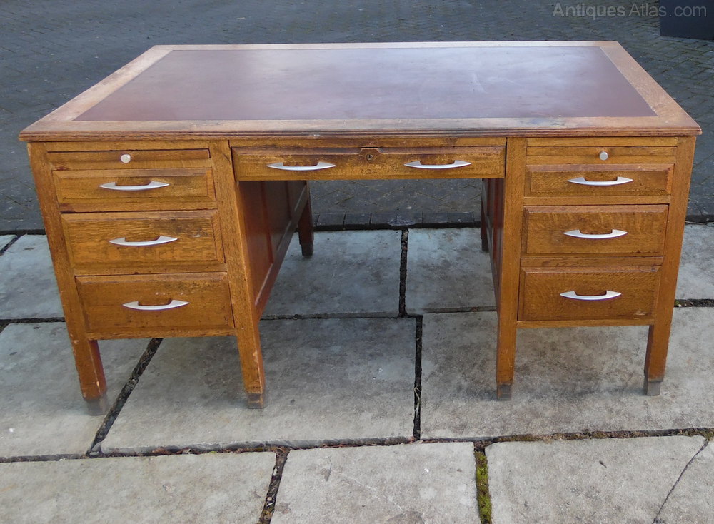 Antiques Atlas Vintage Oak Desk