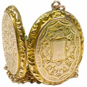 Antique Solid Gold Mourning Locket 