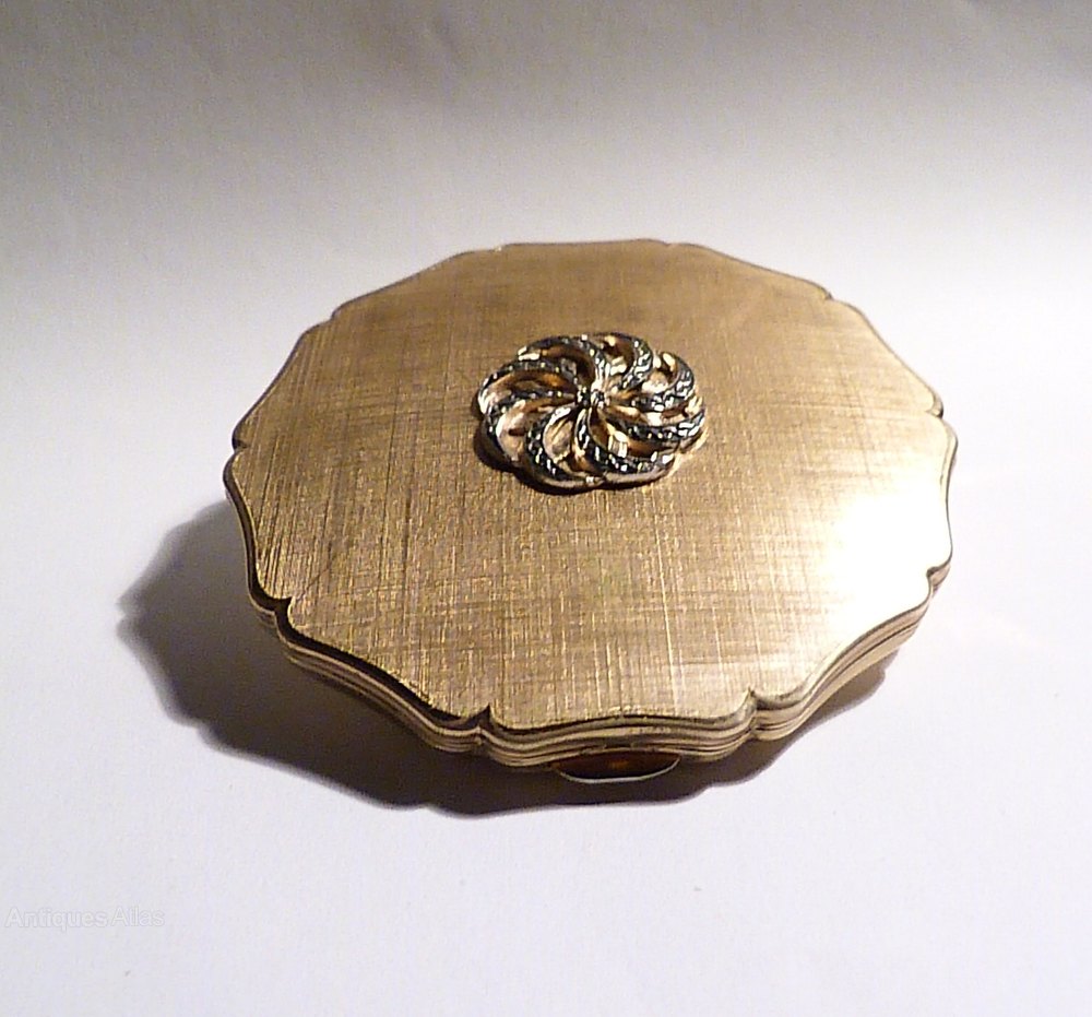 Already Vintage compacts for the ideal Vintage compacts for