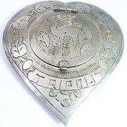 vintage heart camel compact mirror Vintage Heart Camel Compact Mirror