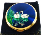 Vintage Stratton Swan Bird Scene Compact