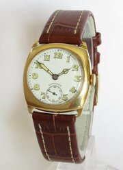 Gents 9ct Gold Longines Wrist Watch, 1943