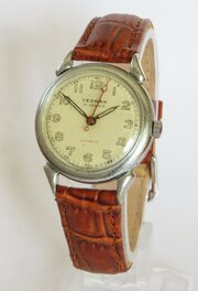 Mid-size 1950s Yeoman Wrist Watch
