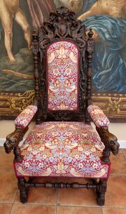 Throne Chair Carved Lions Heads Height 1860