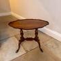 Antique Victorian mahogany oval occasional table