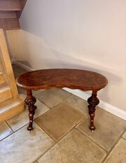 Victorian Burr Walnut Kidney Shaped Side Table