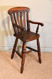 Early 19th Century Elm Childs Chair