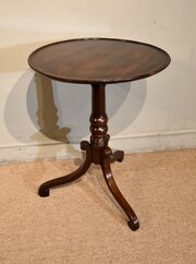 Georgian Mahogany Tripod Table