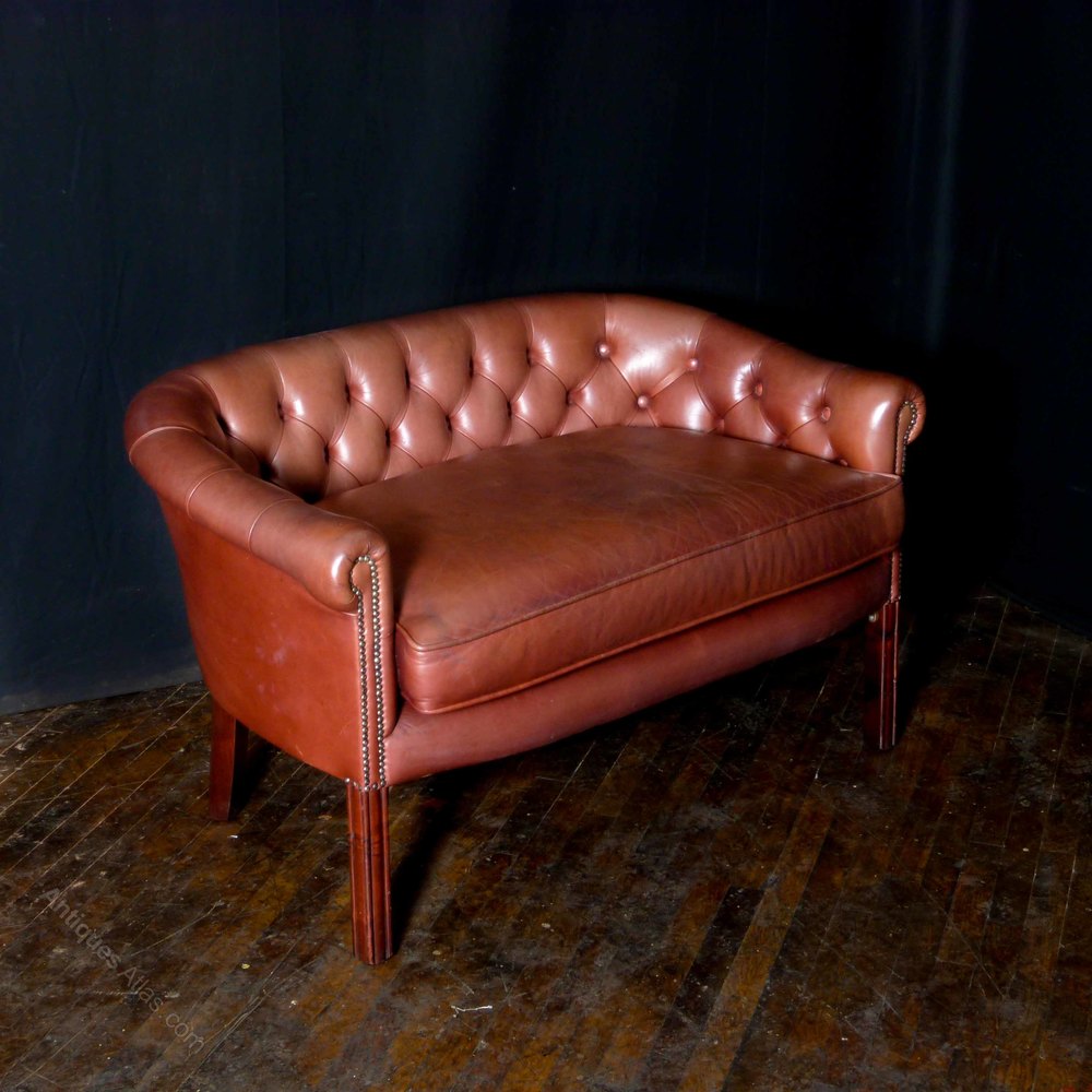 Studio mobler Hæsten sovesofa