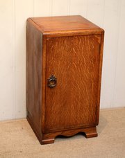 Vintage Oak Bedside Cabinet