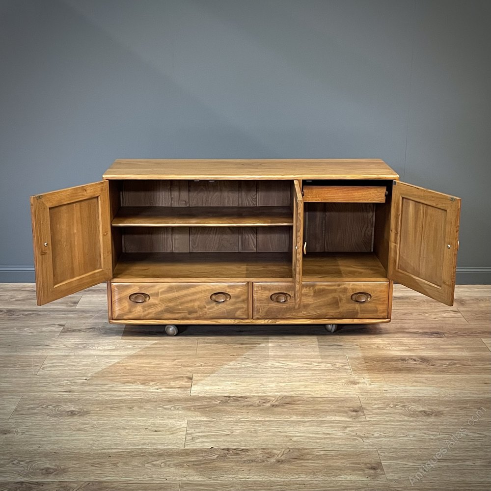 Antiques Atlas Vintage 1960/70s Ercol Windsor Elm Sideboard