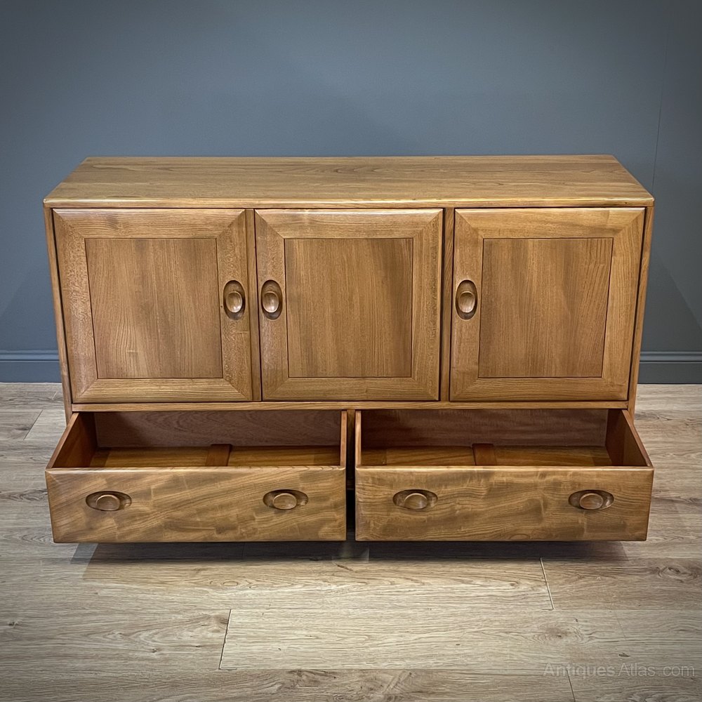 Antiques Atlas Vintage 1960/70s Ercol Windsor Elm Sideboard