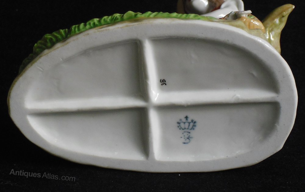 Antiques Atlas Pair Of Sitzendorf German Porcelain Figures