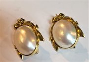 18ct Gold Large Mabe Pearl Drop Earrings. Huge!!