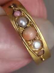 Antique 18ct Gold Coral & Pearl Posy Ring Sz. O.