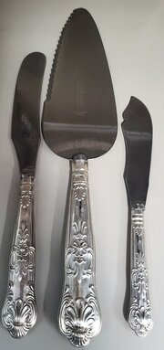 Silver Kings Pattern, Knife, Spreader & Pie Slice.