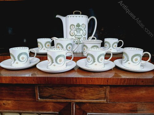 Antiques Atlas - Susie Cooper Coffee Set 'Assyrian Motif' Pattern