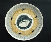 Susie Cooper Signed Stylised Leaf Sgraffito Plate