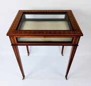 Mahogany Bijouterie Display Table Cabinet 