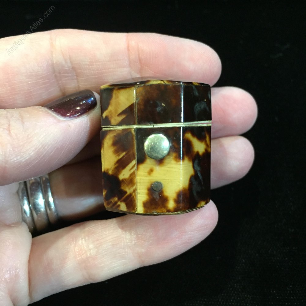 Antiques Atlas Victorian C1880 Tortoiseshell Thimble Case Sewing