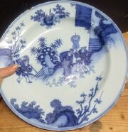 A Large Delft Charger 