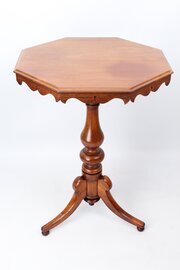 Victorian Mahogany Octagonal Lamp Table Tilt Top 