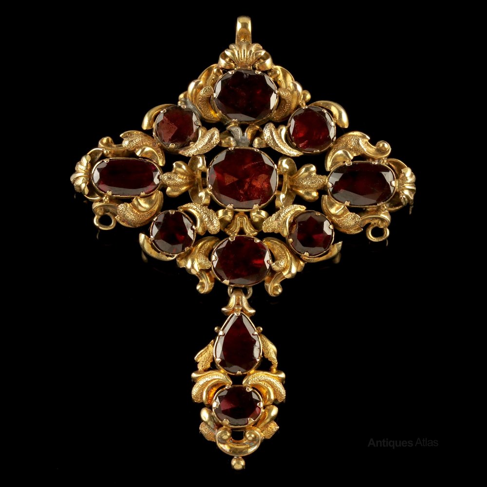 Antiques Atlas Antique Brooch 18ct Gold