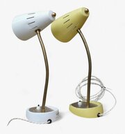 Near Pair Of Pifco Table/wall/desk Lights Model 971