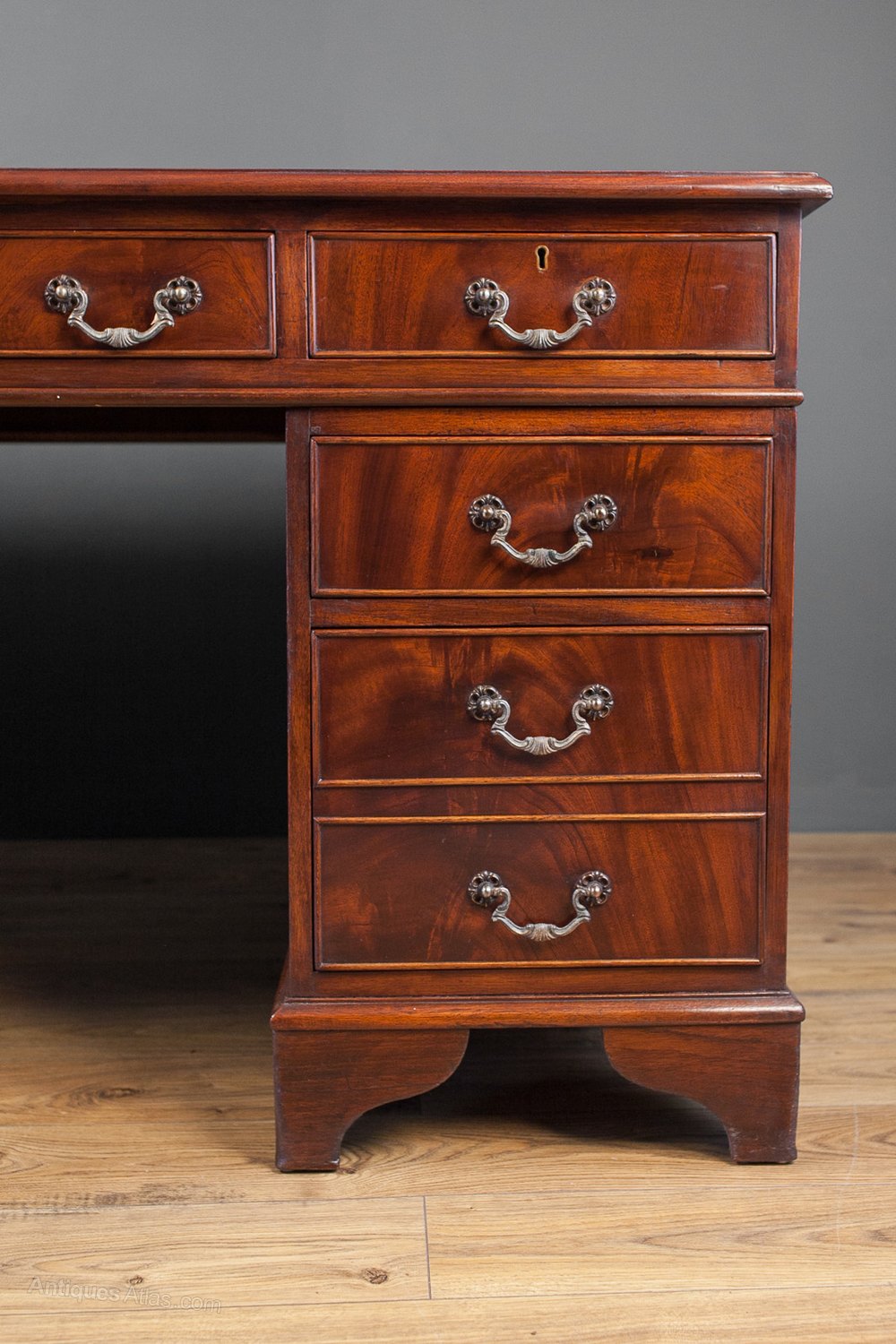Antiques Atlas Mahogany Pedestal Desk With Inset Leather Top