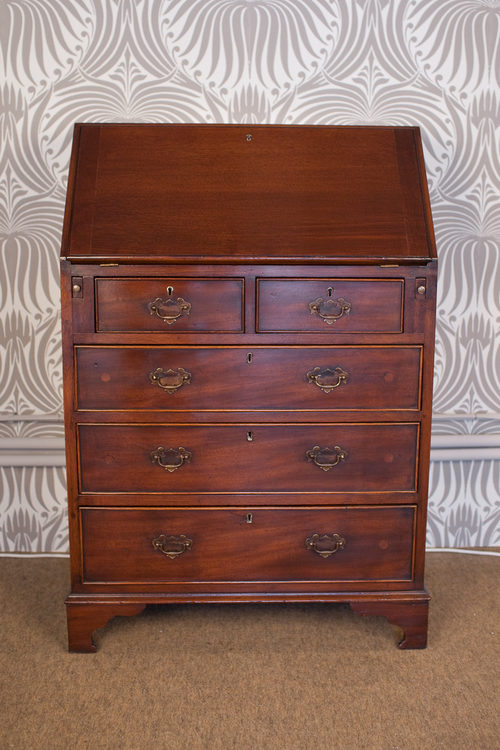 Antiques Atlas Small Mahogany Bureau
