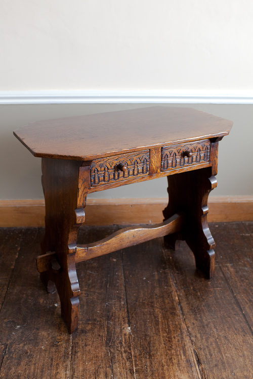 Antiques Atlas Solid Oak Side Table.