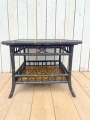 French Coffee Table With Shell Decoration