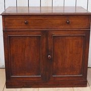 Metamorphic Gentlemans Washstand