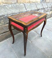 Rosewood Bijouterie Table
