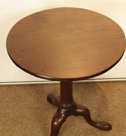 A Georgian Mahogany Table