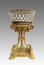 Antique Napoleon III Centerpiece In Gilded Bronze 