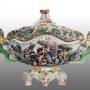 Polychrome Capodimonte porcelain tureen. XX.C