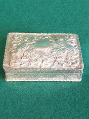 Large Sliver Table Snuff Box.