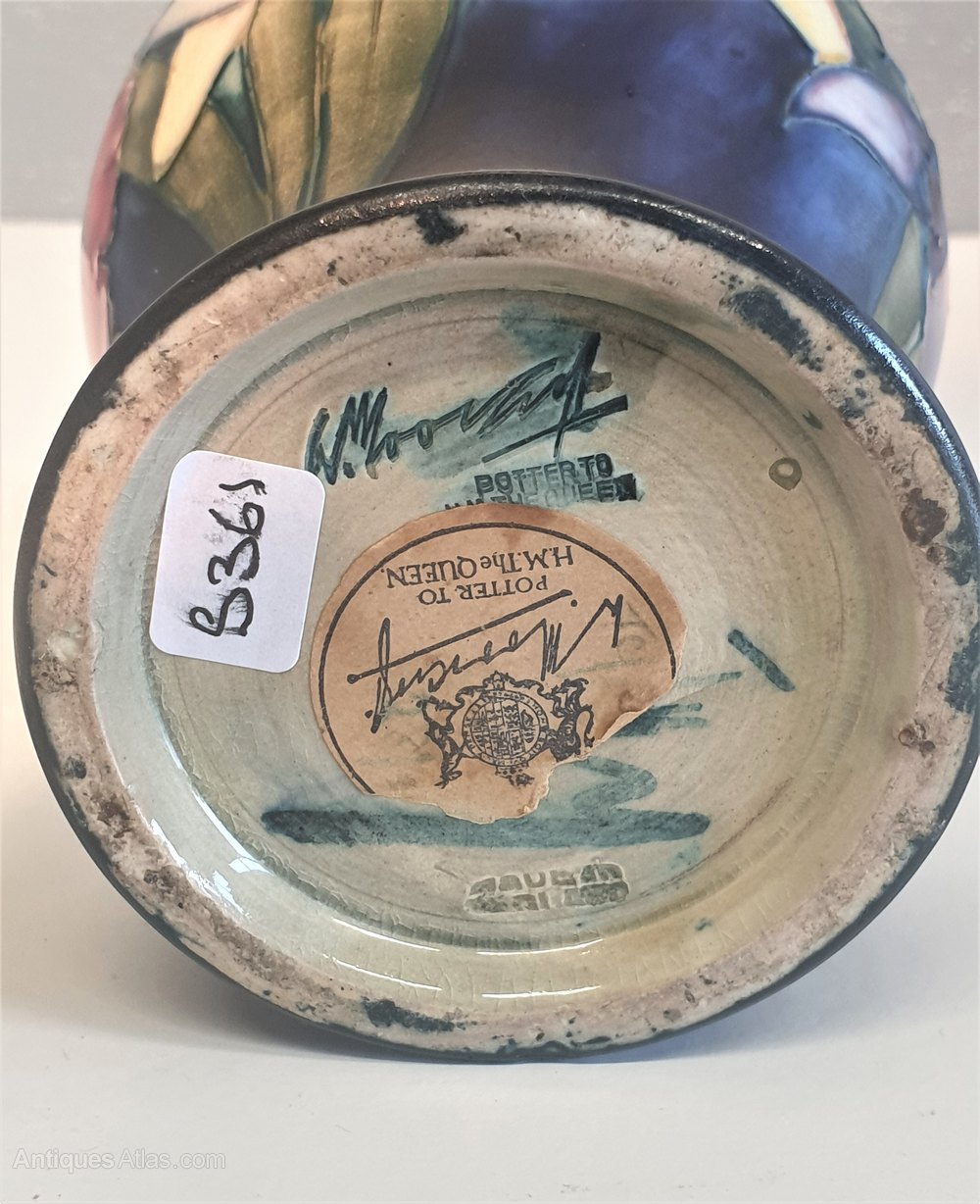Antiques Atlas Moorcroft Vase