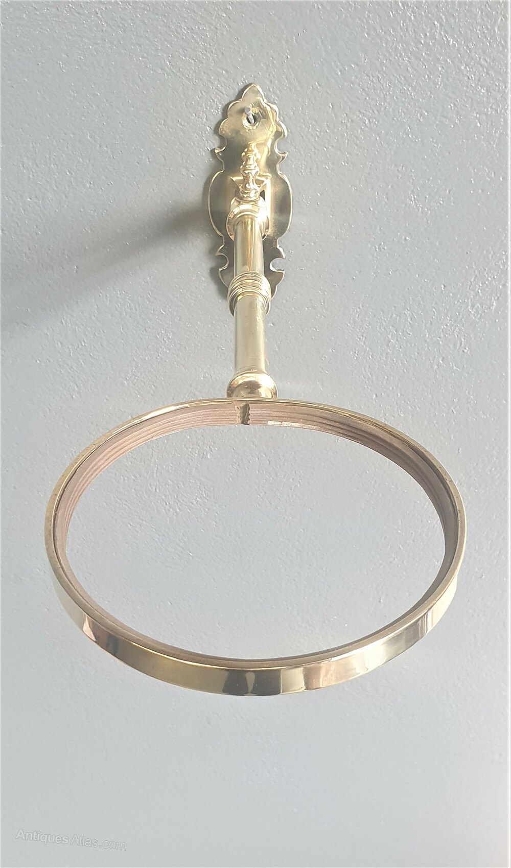 Antiques Atlas Victorian Wall Bracket Oil Lamp