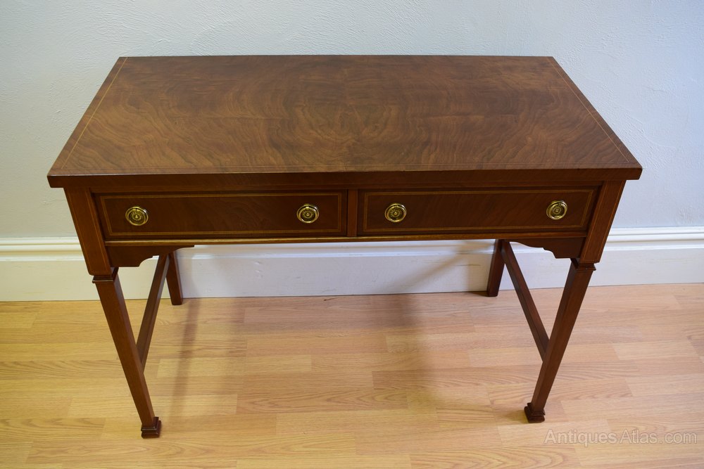 Walnut Side Table 2 Drawers Antiques Atlas